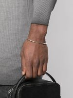 WERKSTATT MUNCHEN - Side Hook Twisted Bangle - Image 2