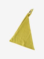 Yellow scarf, back view