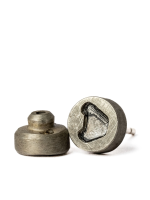 PARTS OF FOUR - Tiny Stud Earring (Fuse, 0.1 CT, Black Diamond Fragment, DA+KFRDIA) - Image 3