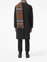 BURBERRY - Unisex Contrast Cashmere Scarf - Image 3