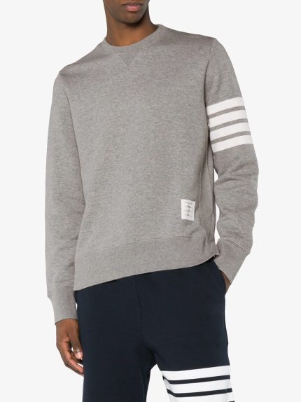THOM BROWNE - Men Classic Sweatshirt In Classic Loopback W/ Engineered 4 Bar
