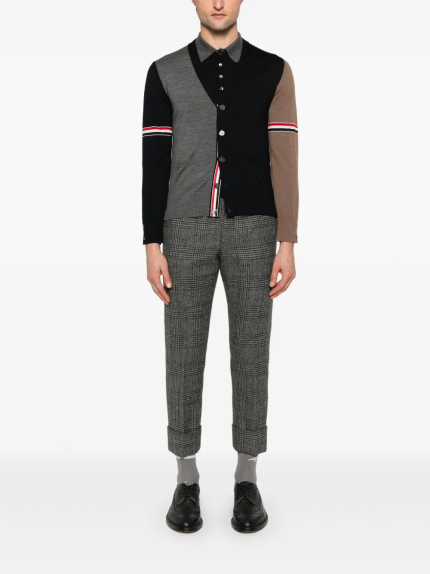 THOM BROWNE - Men Fun Mix Jersey Stitch Relaxed Fit V Neck Knitwear