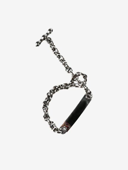 Grey bracelet, front view