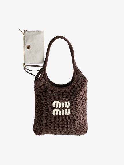 Brown bag, front view