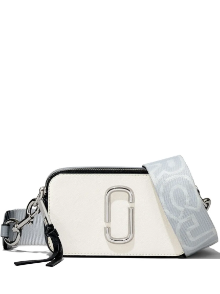 White bags,front view